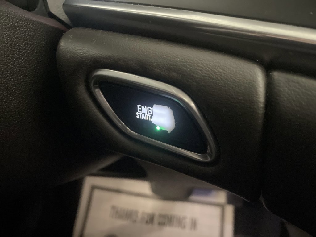 Used 2017 Buick LaCrosse Essence w/ Sun and Shade Package FWD image 11