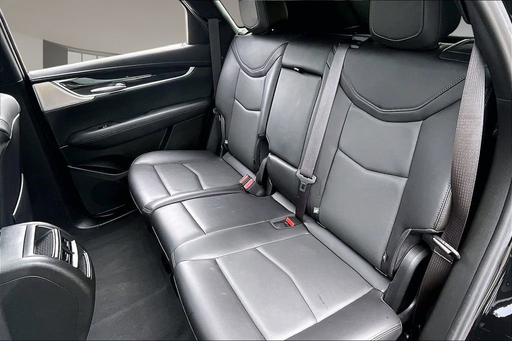 Certified 2025 Cadillac XT5 Premium Luxury FWD image 28