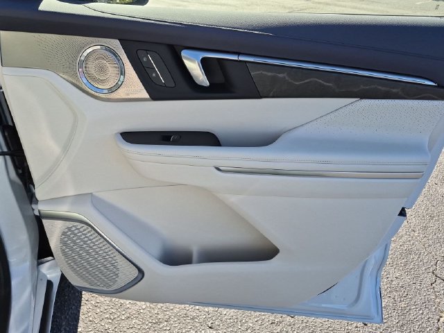 New 2027 Buick Enclave Avenir w/ LPO, Floor Liner Package FWD image 36
