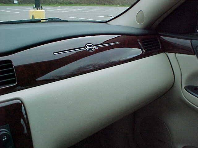 Used 2009 Chevrolet Impala LT w/ Luxury Edition Package FWD image 26