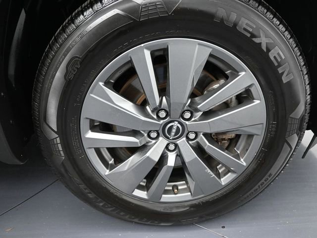 Used 2024 Nissan Pathfinder SV image 40