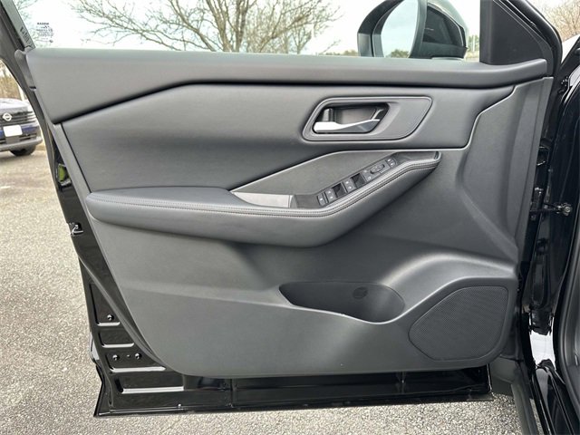 New 2026 Nissan Rogue SV image 14