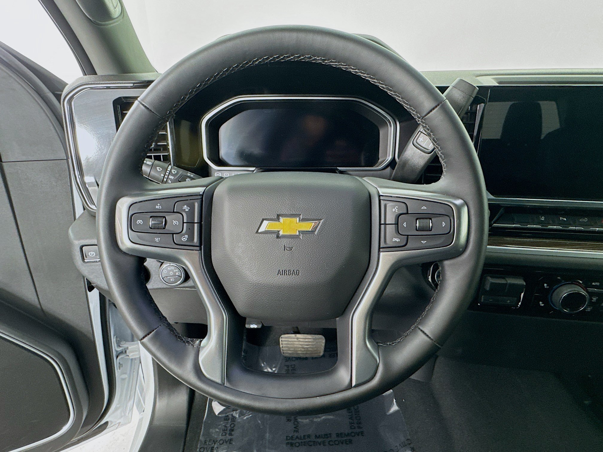 Used 2026 Chevrolet Silverado 3500 LT w/ All Star Edition AWD/4WD image 11