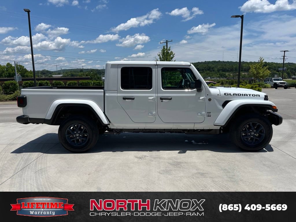 New 2026 Jeep Gladiator Sport AWD/4WD image 20