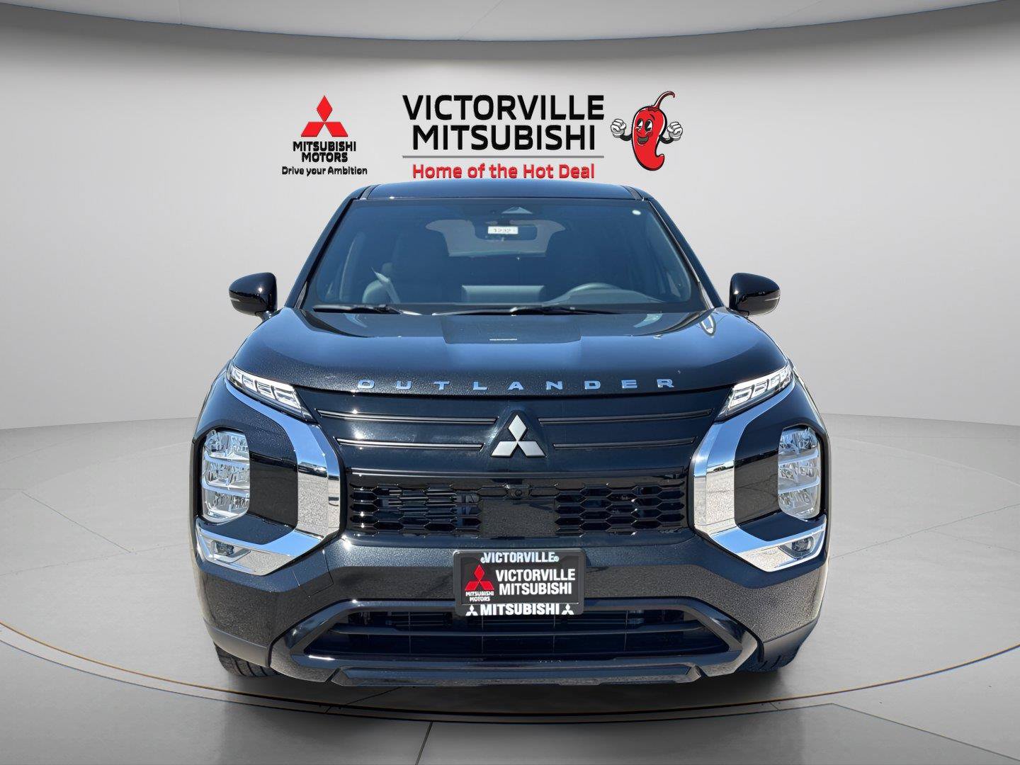 New 2026 Mitsubishi Outlander LE FWD image 2