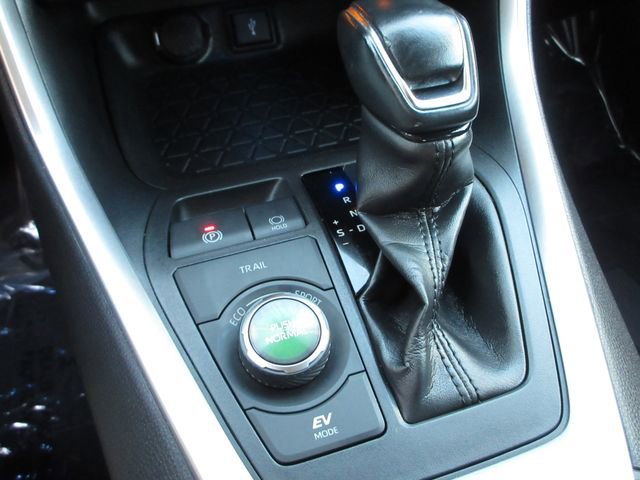 Used 2020 Toyota RAV4 XSE w/ XSE Grade Weather Package image 20