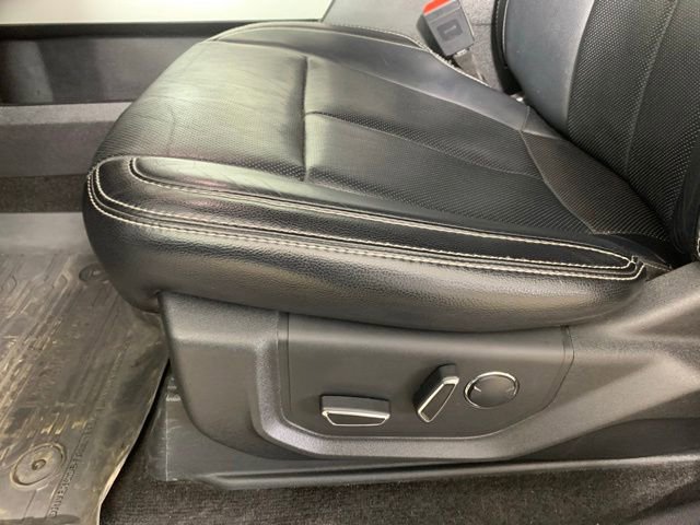 Used 2018 Ford F150 Lariat w/ Equipment Group 502A Luxury image 17