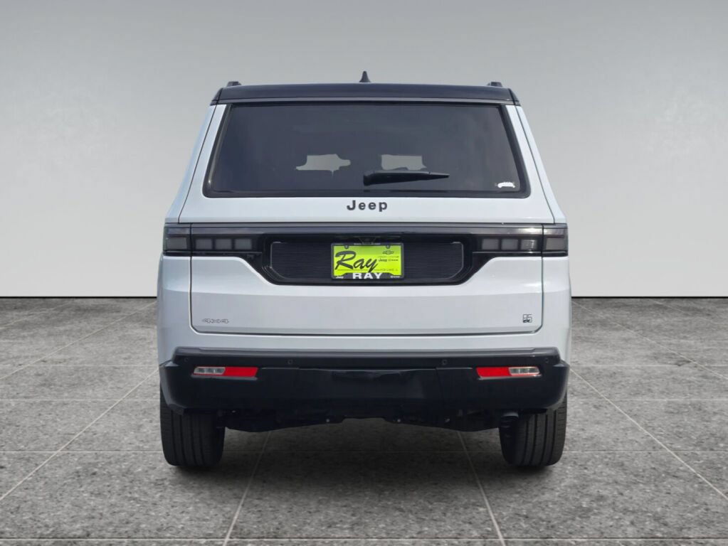 New 2026 Jeep Grand Wagoneer 4WD image 5