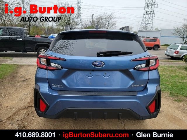 Used 2024 Subaru Crosstrek 2.0i Premium image 5