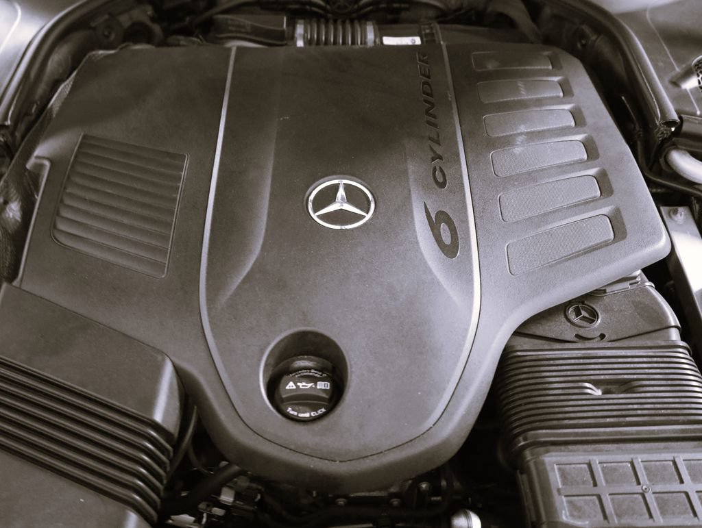 Certified 2023 Mercedes-Benz S 580e 4MATIC Sedan image 75