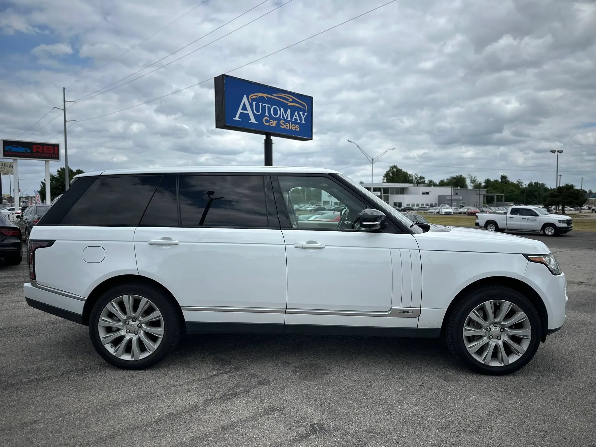 Used 2015 Land Rover Range Rover Long Wheelbase Supercharged AWD/4WD image 5