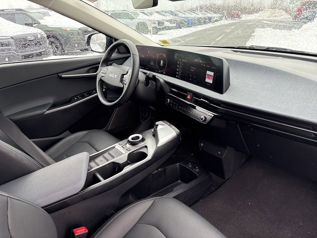 Certified 2024 Kia EV6 Wind w/ Wind Technology Package image 8