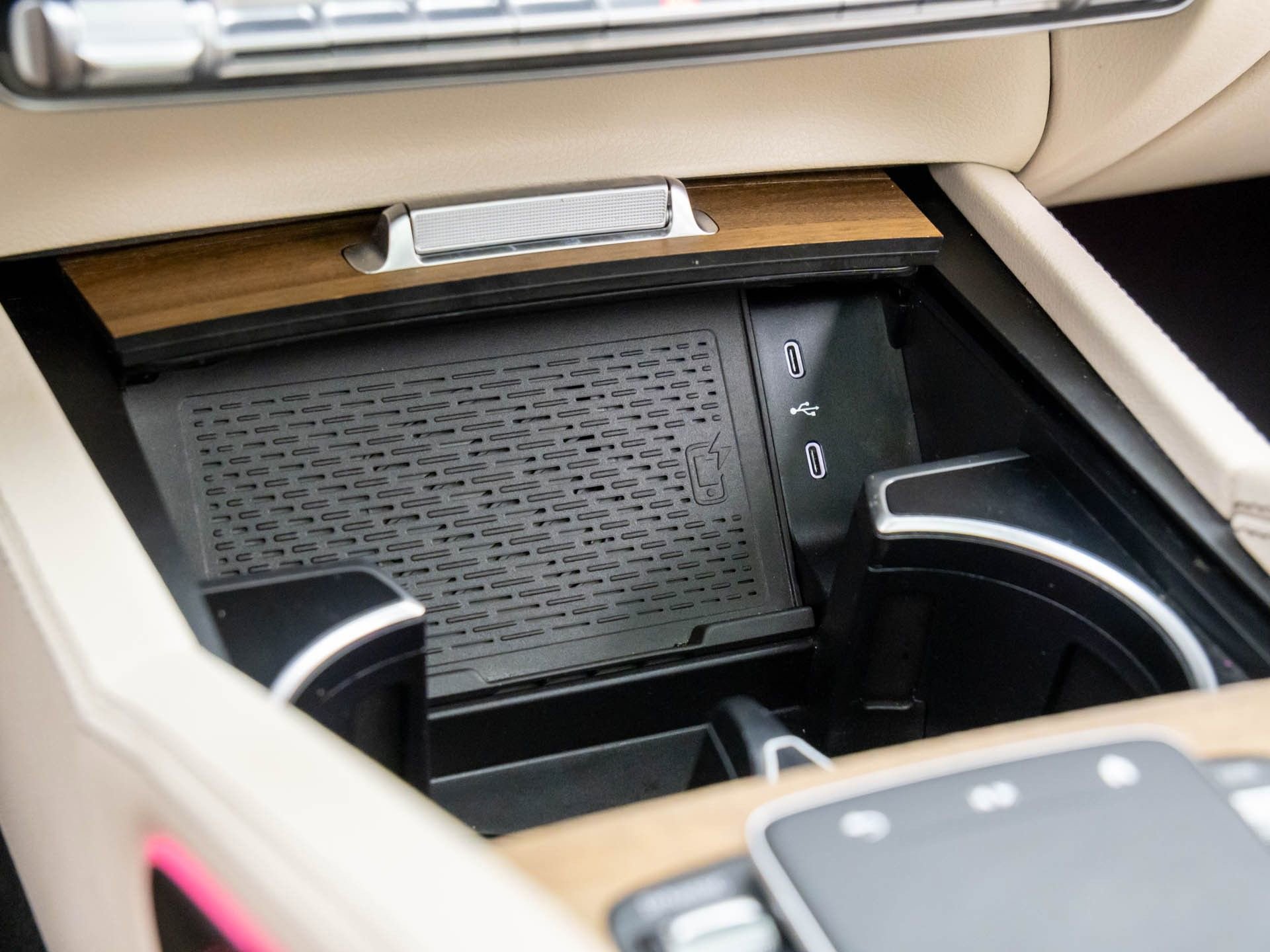 Certified 2024 Mercedes-Benz GLE 350 4MATIC w/ Winter Package image 30