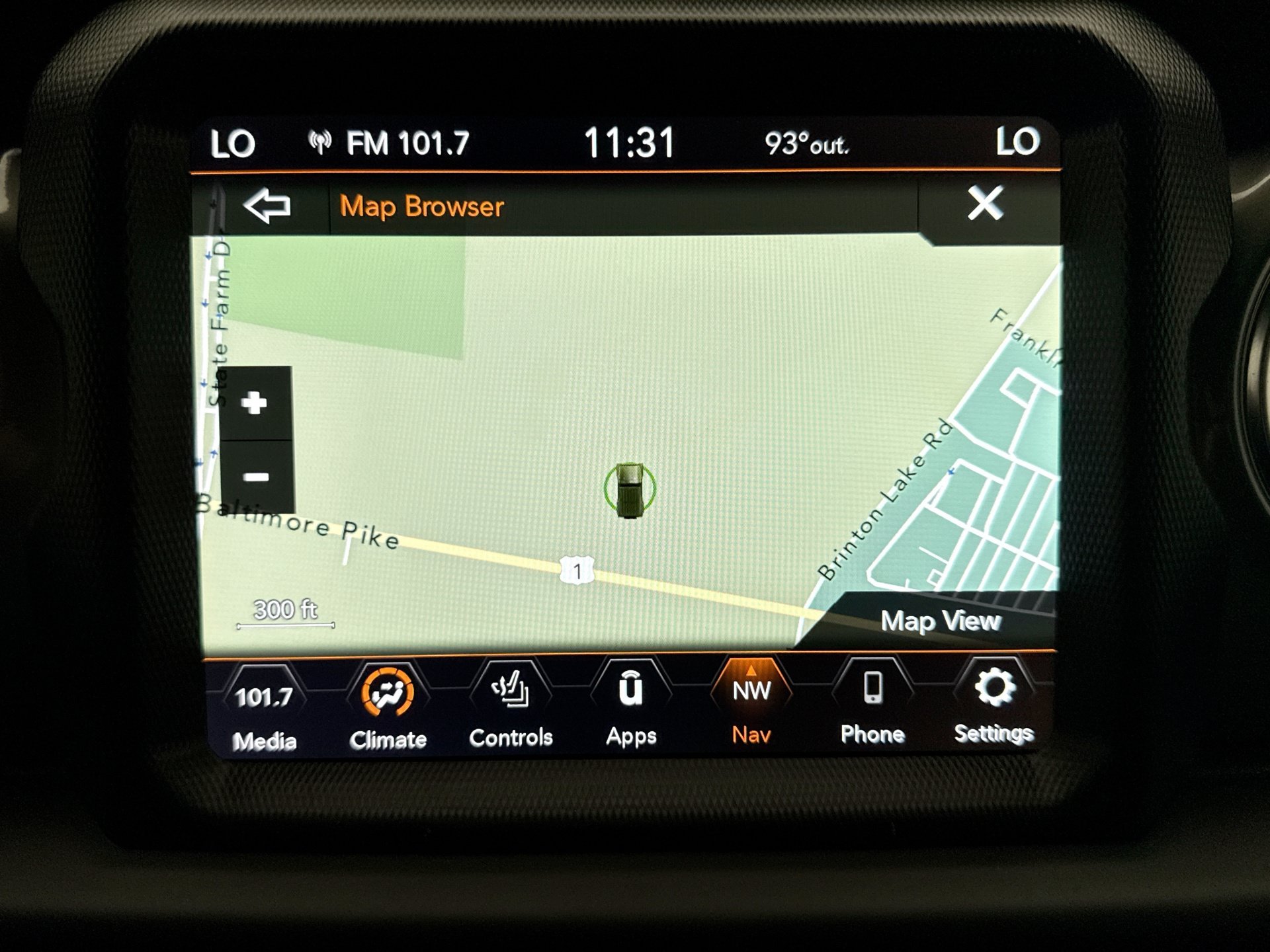 Used 2023 Jeep Wrangler Unlimited Sahara w/ Cold Weather Group AWD/4WD image 15