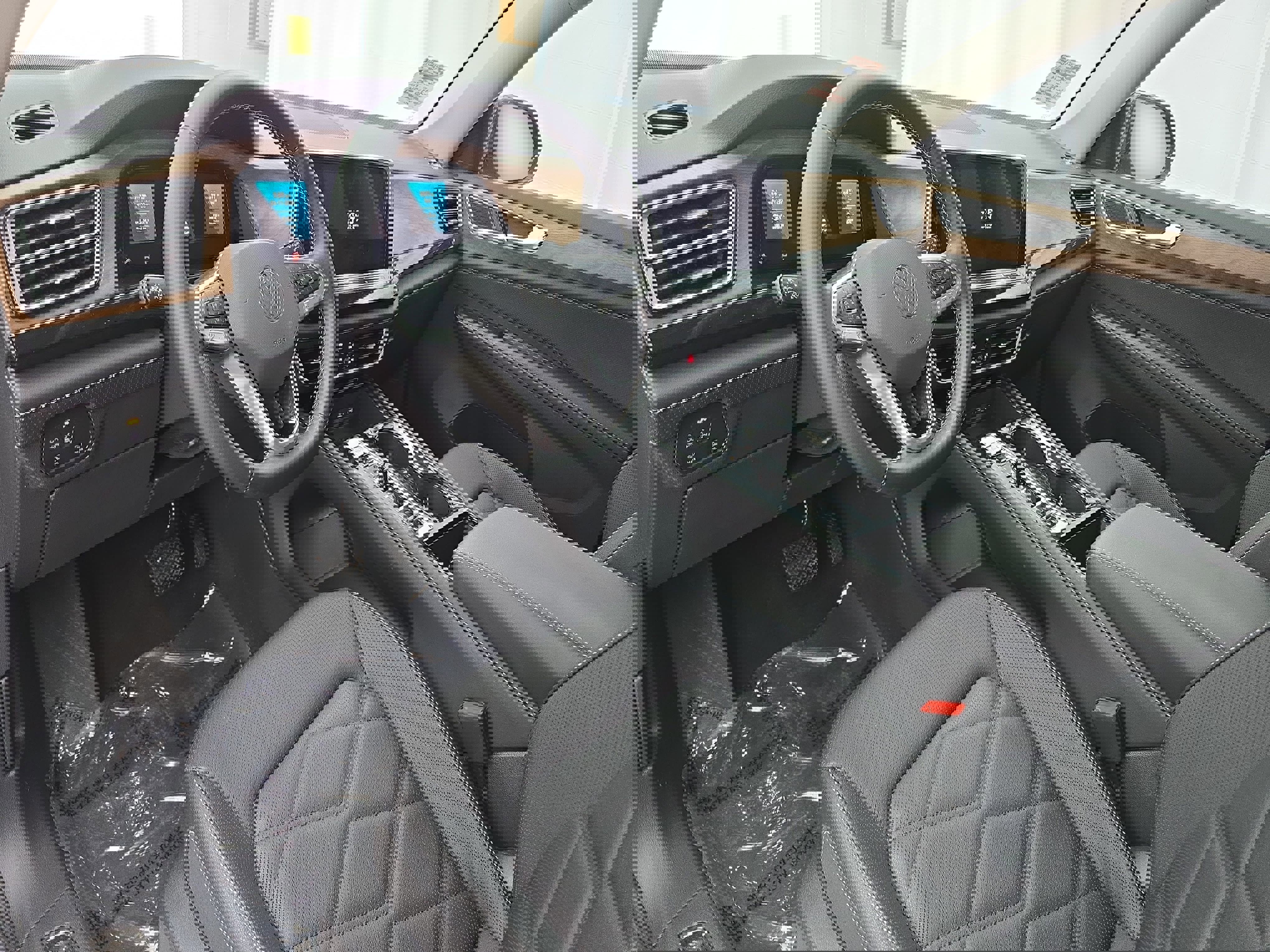 Used 2025 Volkswagen Atlas SE w/ Panoramic Sunroof Package image 17