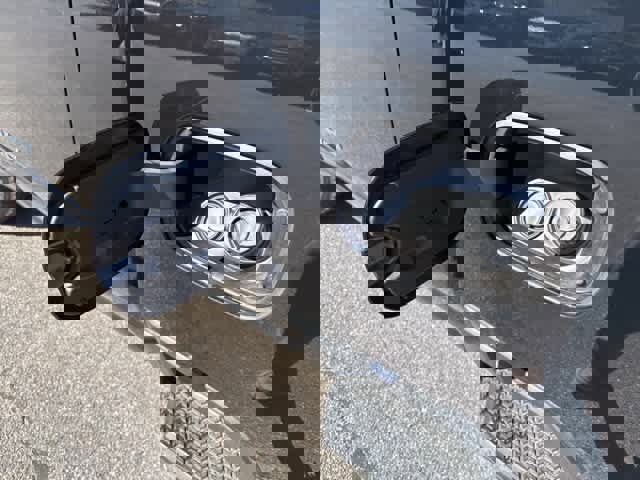 New 2025 GMC Sierra 3500 SLE w/ SLE Convenience Package image 12