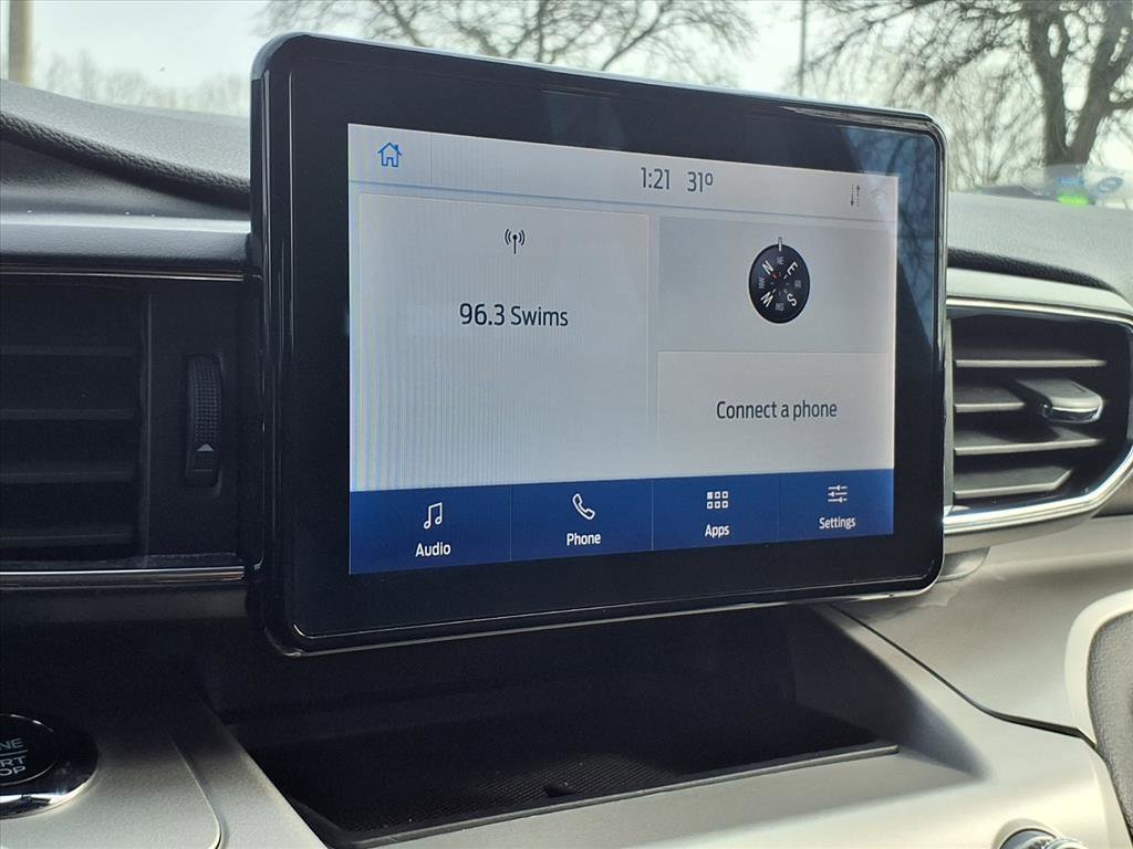 Used 2021 Ford Explorer XLT w/ Equipment Group 202A image 12