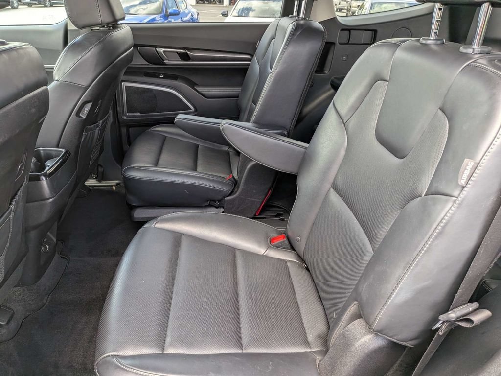 Used 2025 Kia Telluride S AWD/4WD image 14