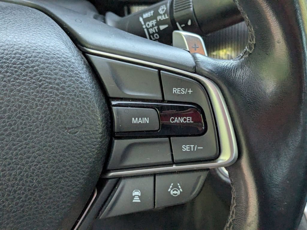 Used 2018 Honda Accord Sport image 16