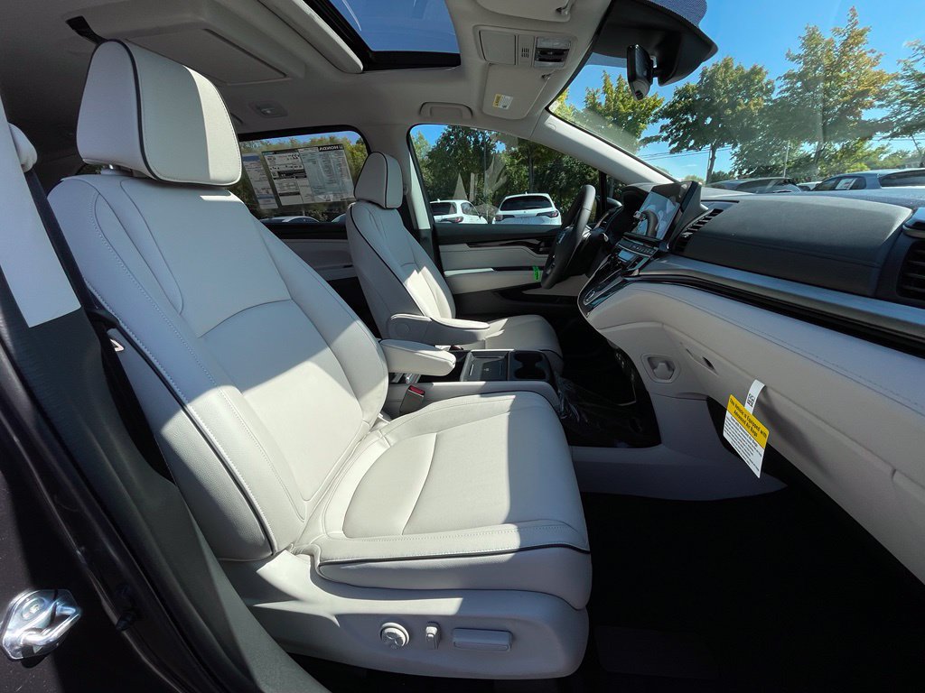 New 2027 Honda Odyssey Touring image 32