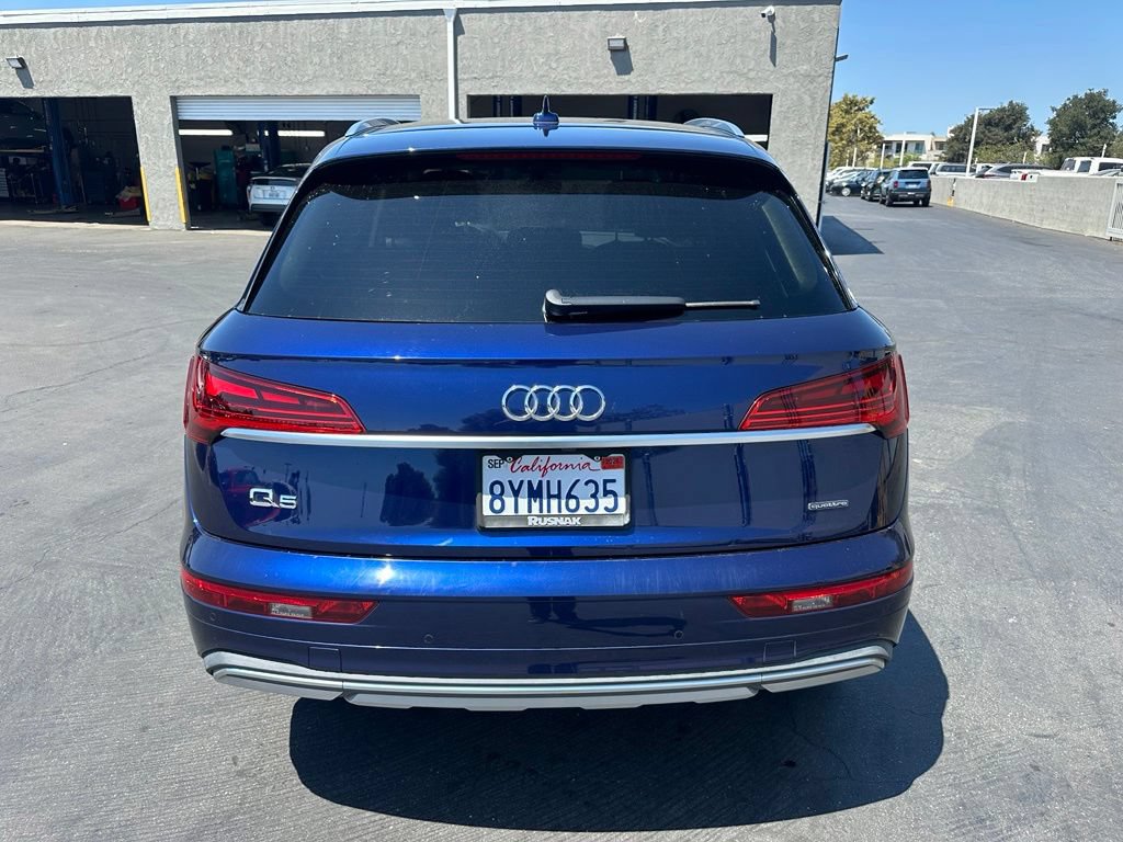 Used 2021 Audi Q5 2.0T Premium Plus w/ Premium Plus Package AWD/4WD image 3