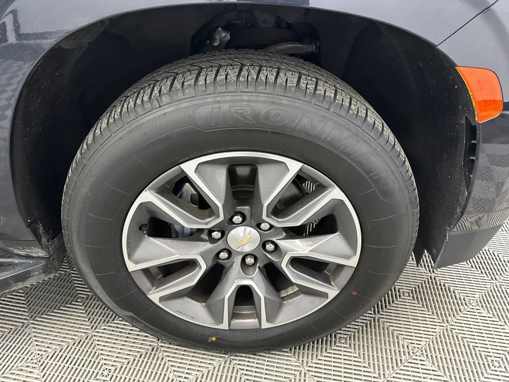 Used 2022 Chevrolet Tahoe LT w/ LT Signature Plus Package RWD image 12