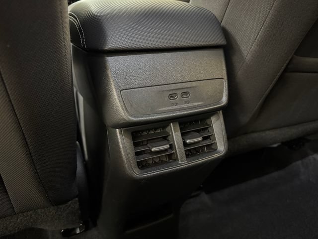 Used 2025 Chevrolet Equinox LT FWD image 21