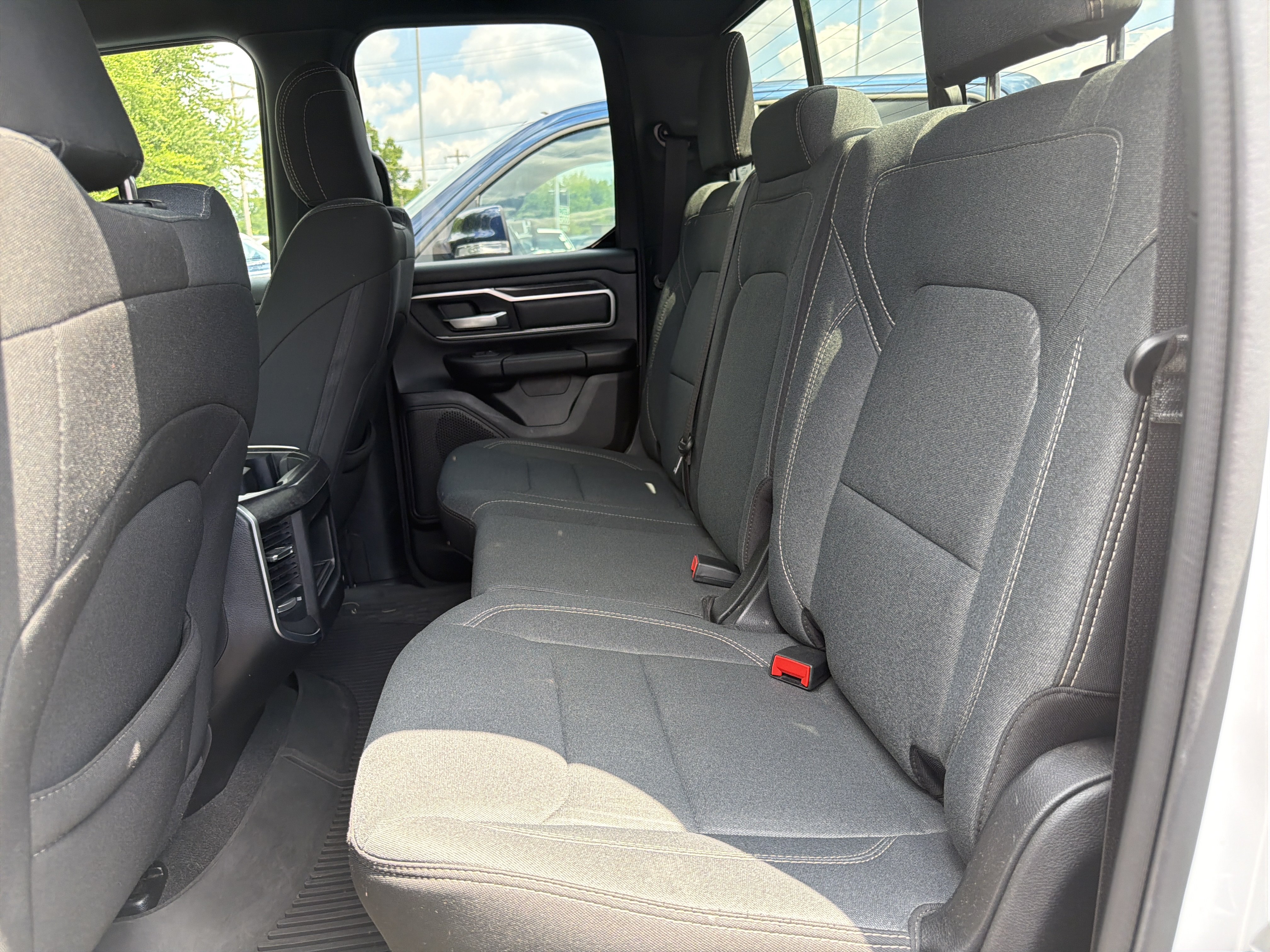 Used 2022 RAM 1500 Big Horn AWD/4WD image 11