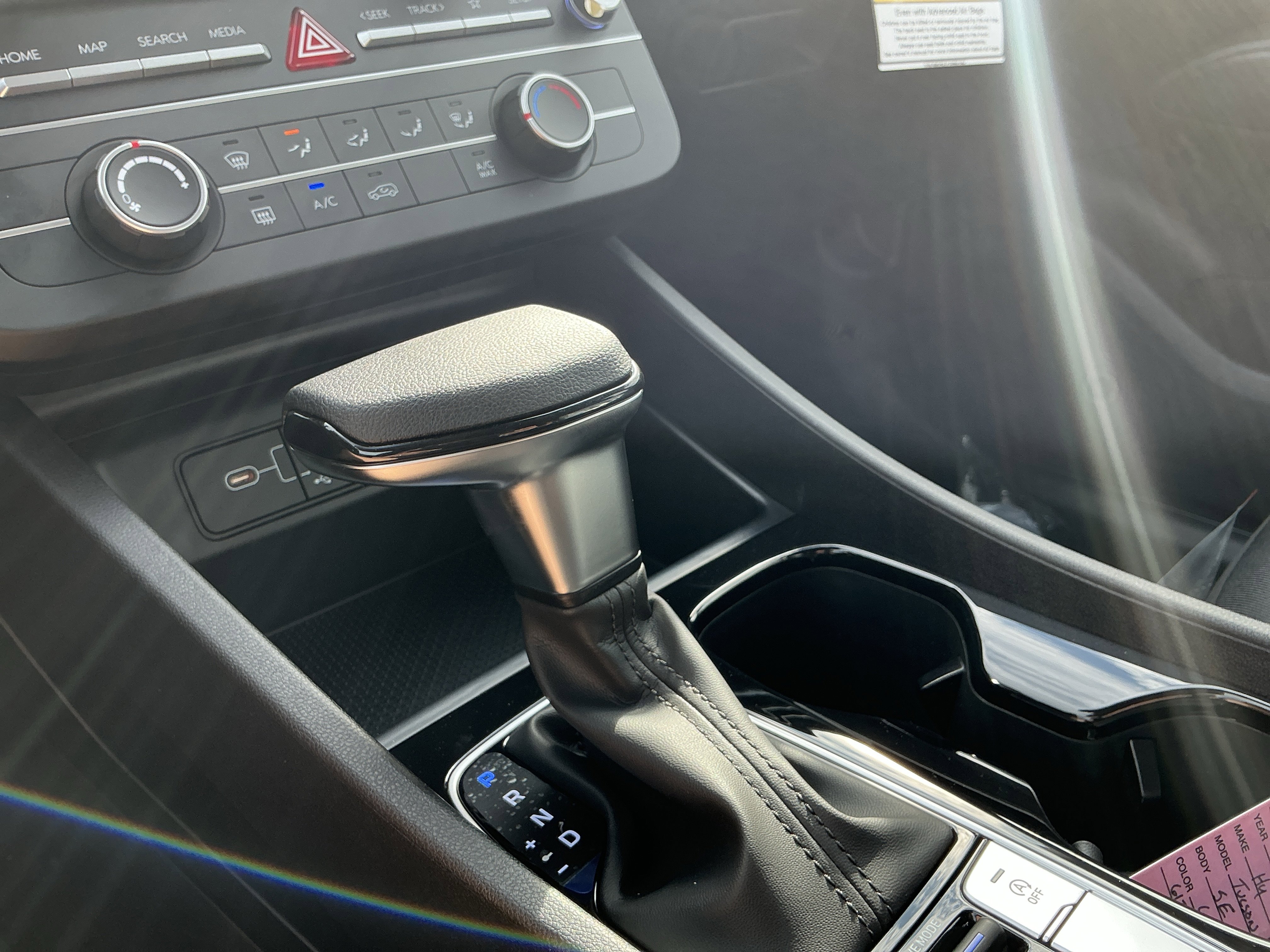 New 2026 Hyundai Tucson SE image 22