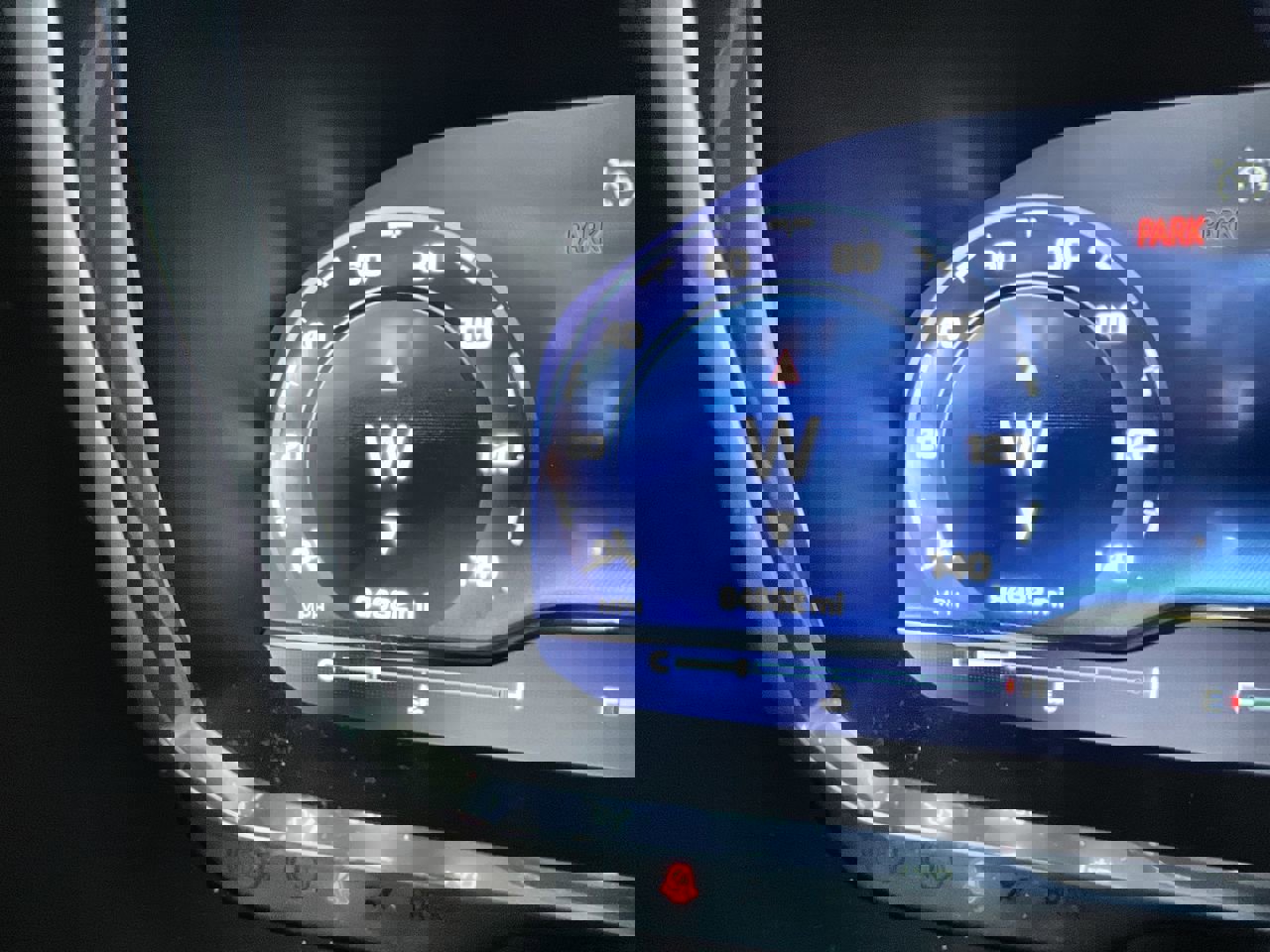 Used 2022 Chevrolet Suburban LT image 12