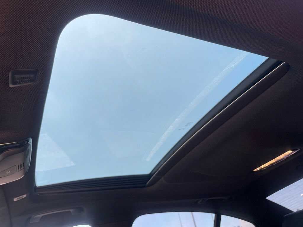 Used 2019 BMW 540i RWD image 12