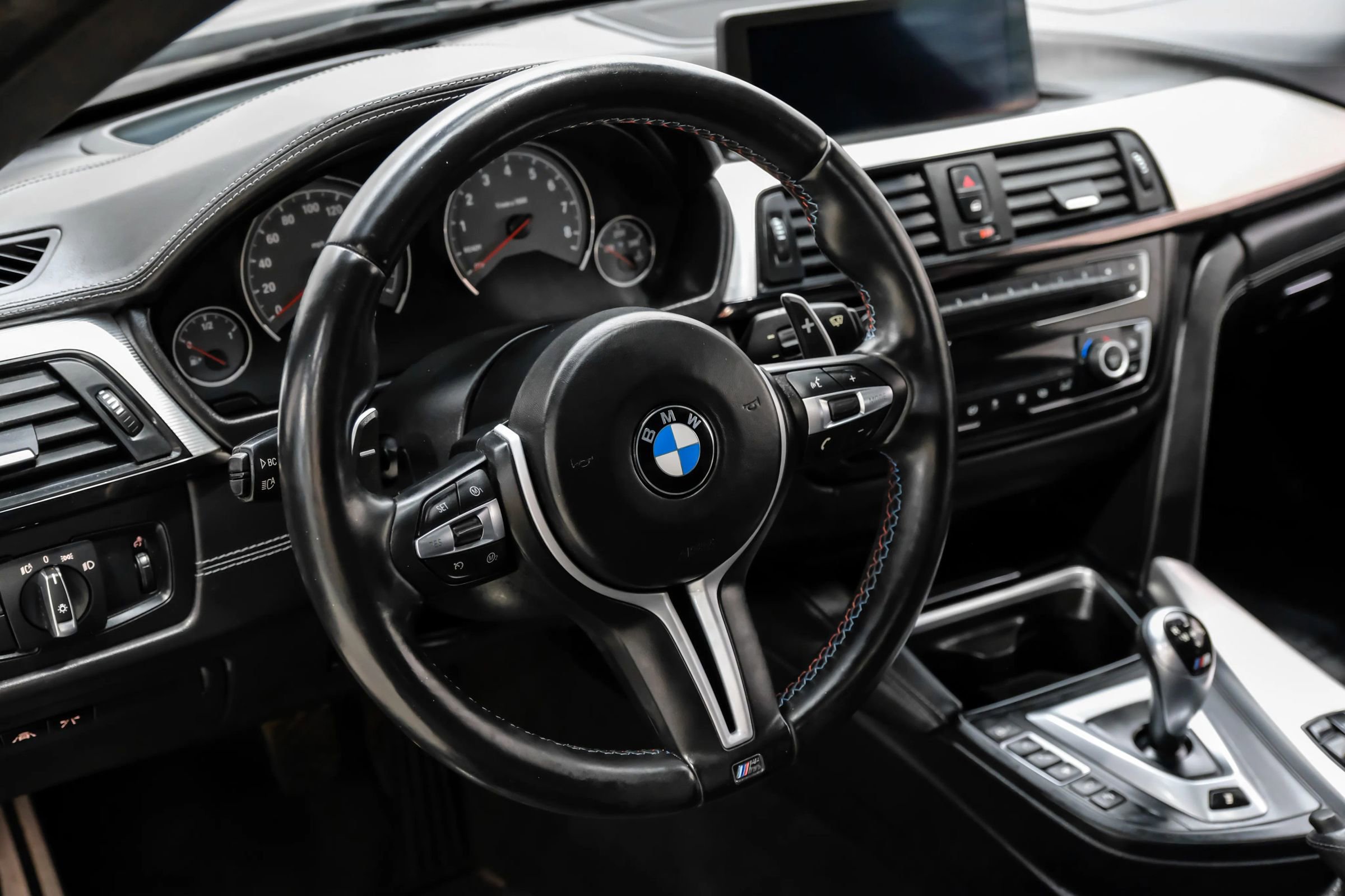 Used 2015 BMW M4 Coupe image 21