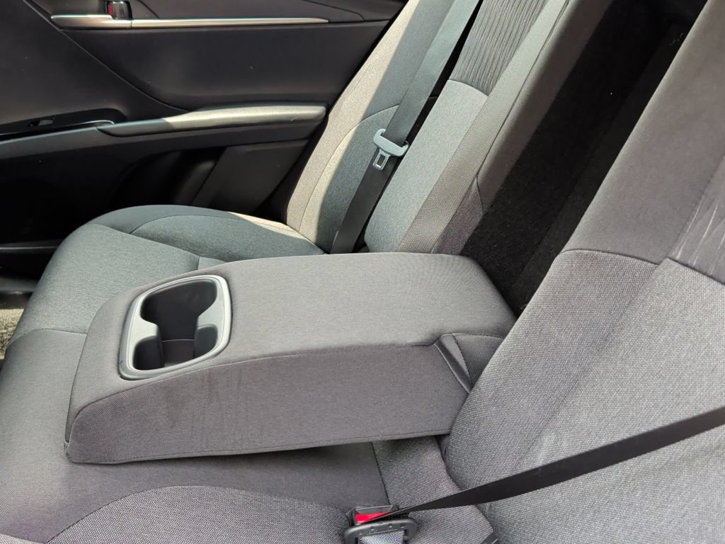 Used 2026 Toyota Camry LE FWD image 33