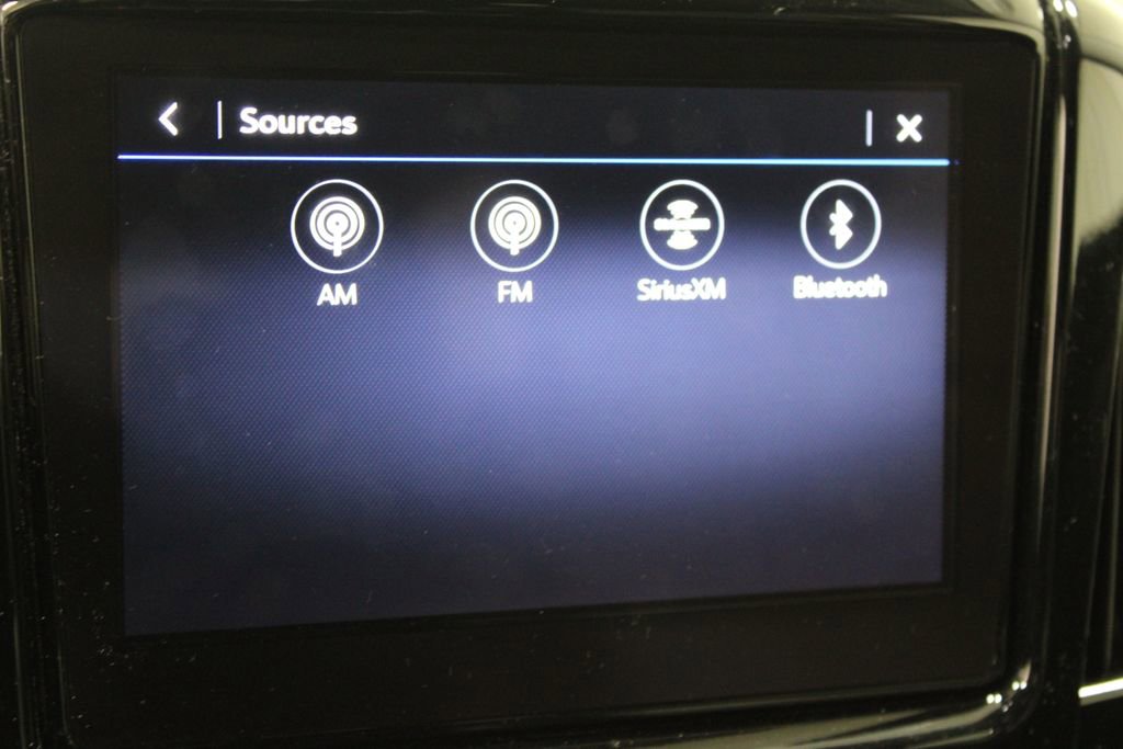 Used 2021 Chevrolet Traverse RS image 28