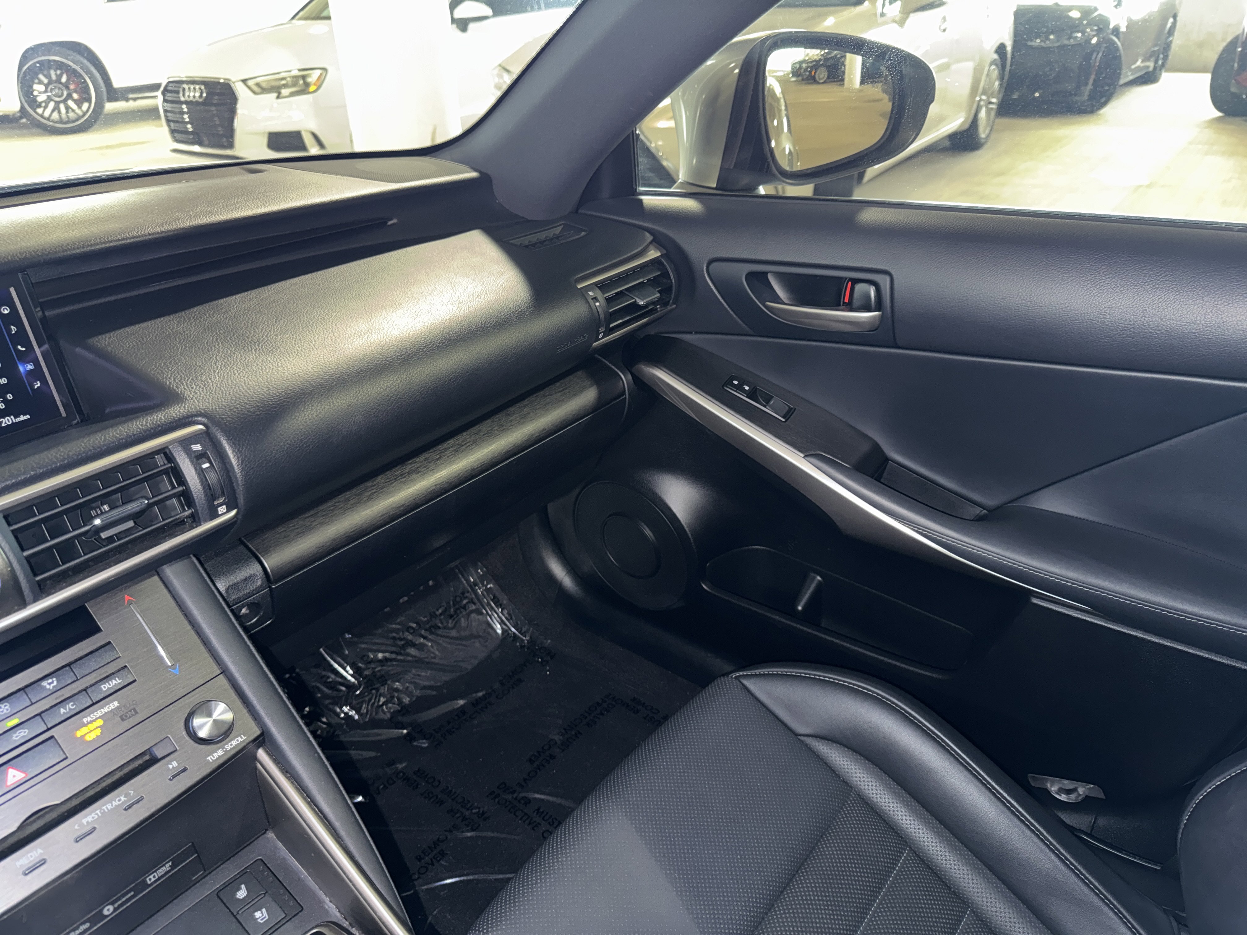 Used 2019 Lexus IS 300 F Sport w/ F Sport Package image 30