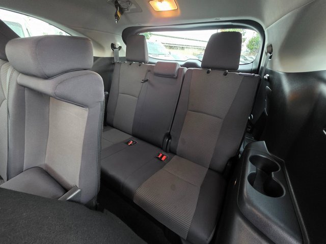 Used 2024 Toyota Highlander LE image 17