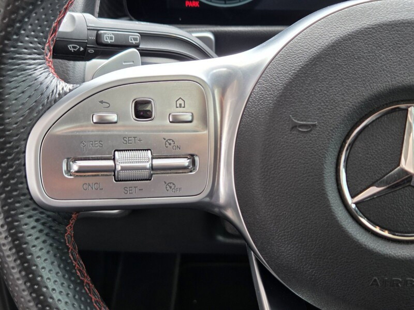 Certified 2022 Mercedes-Benz GLB 250 4MATIC image 26