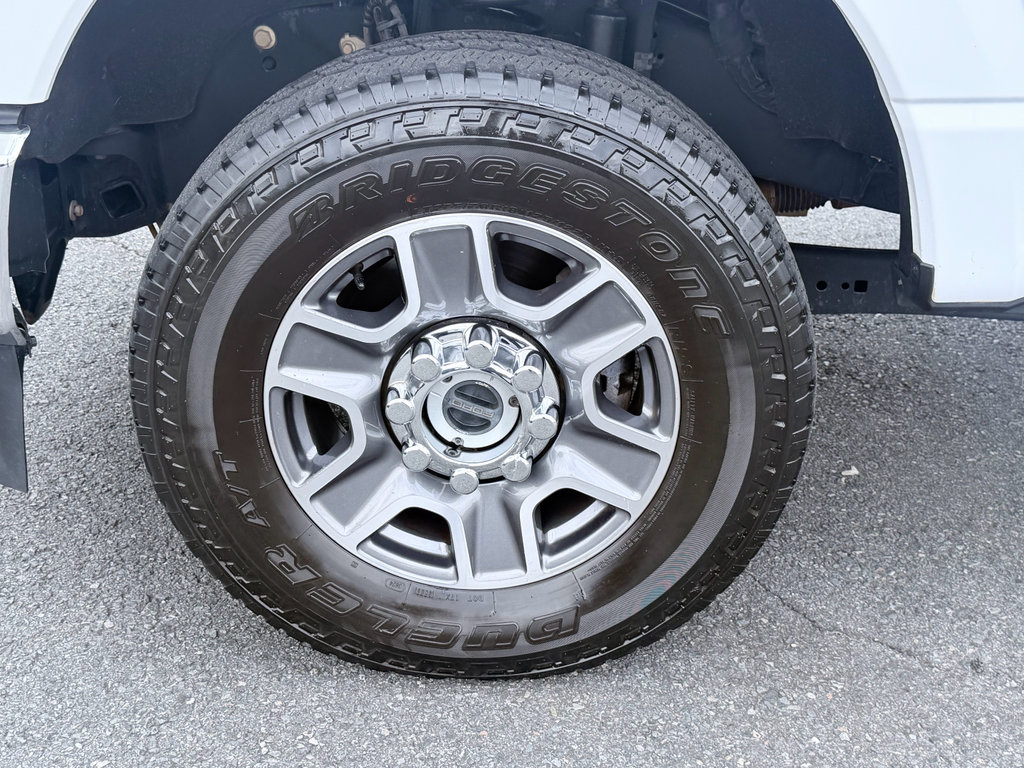 Used 2024 Ford F250 Lariat AWD/4WD image 40