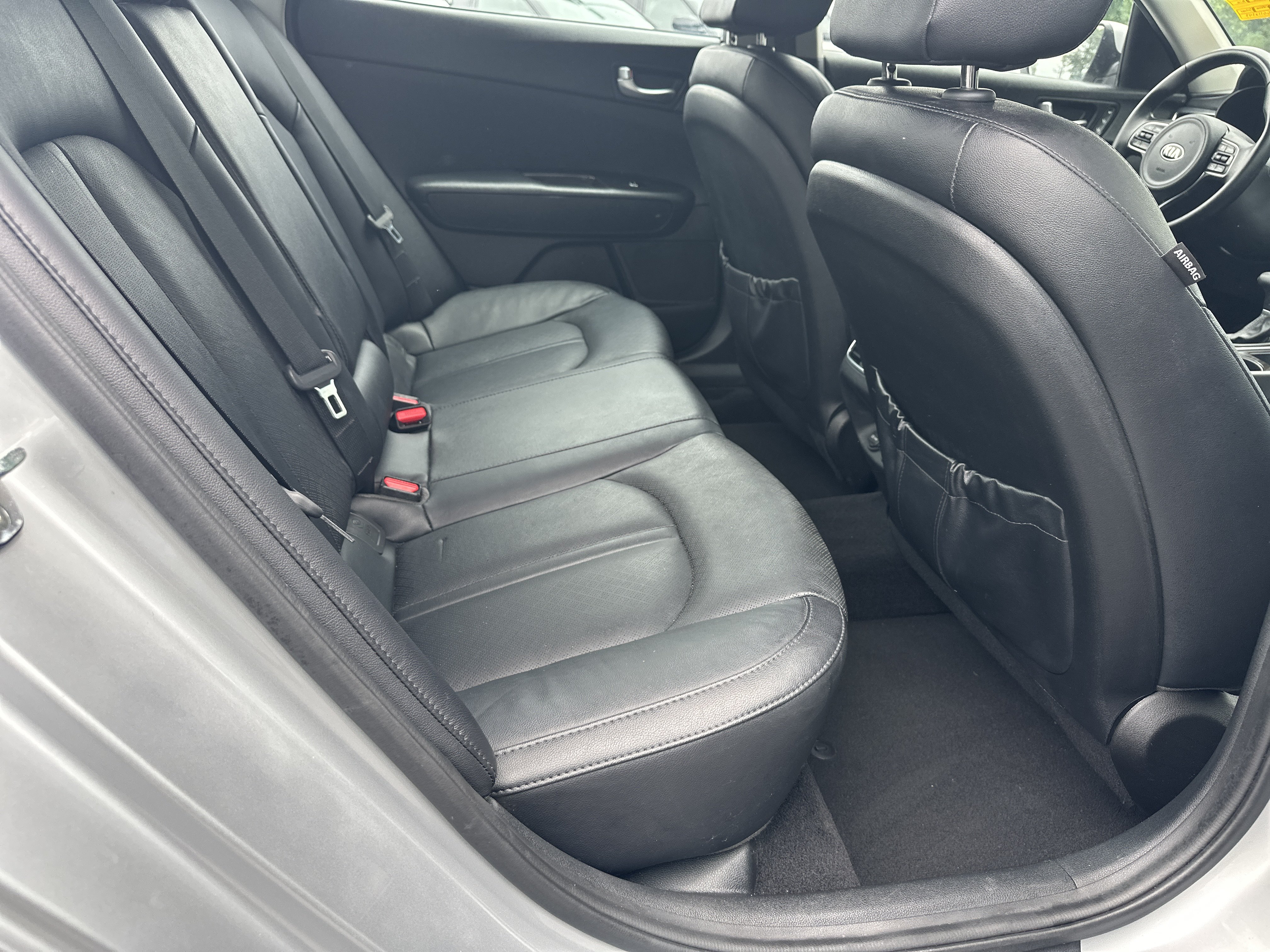 Used 2016 Kia Optima EX w/ Option Group 040 FWD image 17