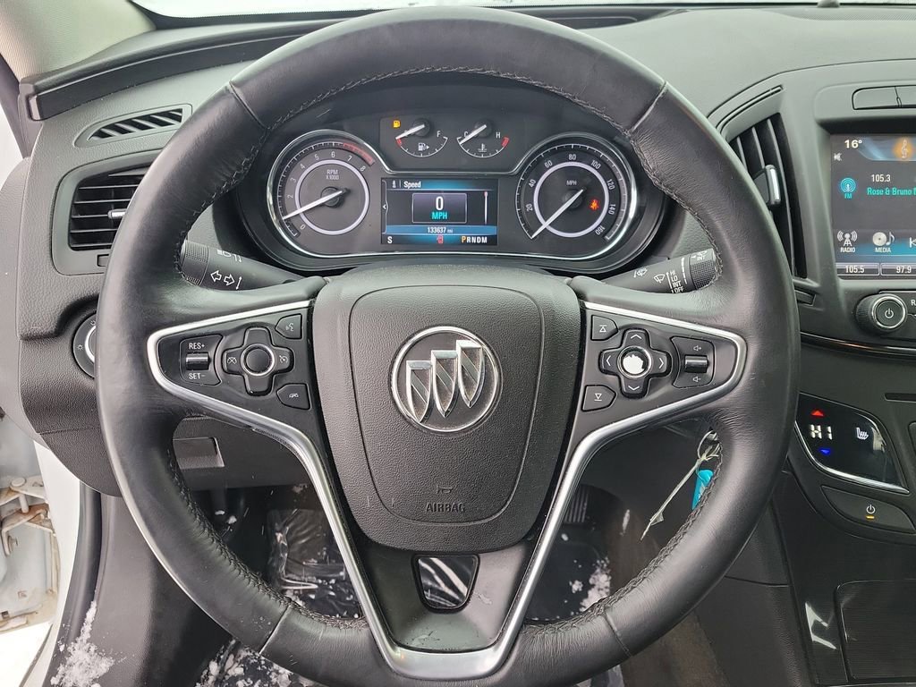 Used 2016 Buick Regal image 18