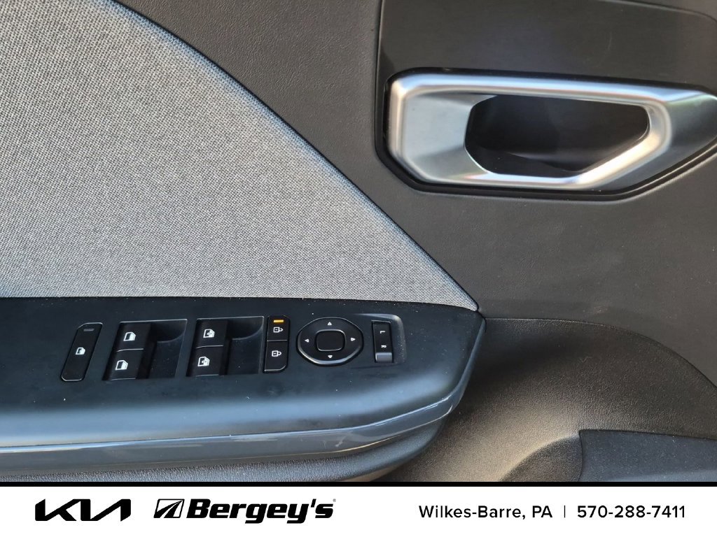 Certified 2025 Kia K4 EX FWD image 22