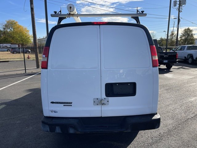 Used 2015 Chevrolet Express 3500 Extended image 5