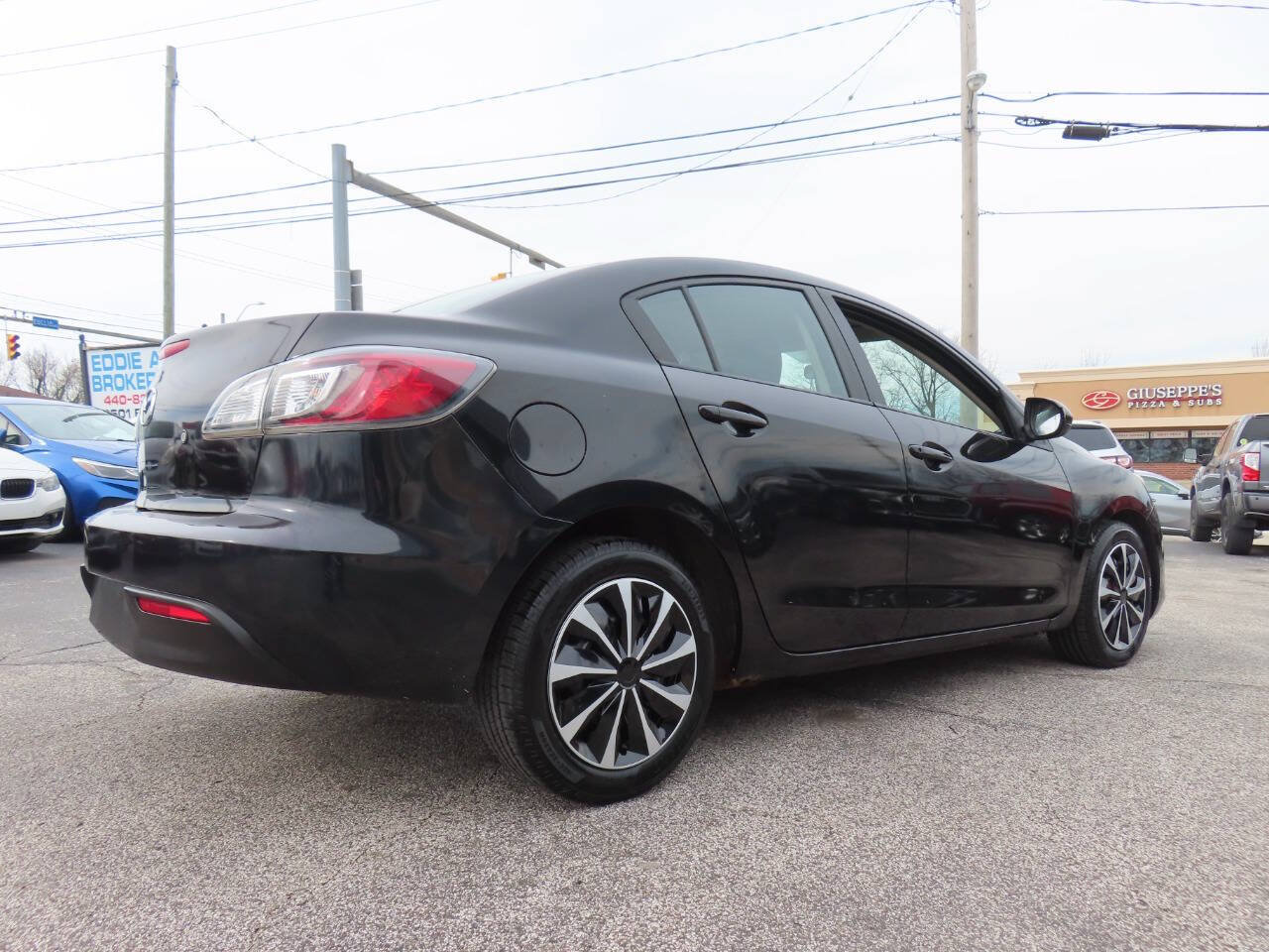 Used 2011 MAZDA MAZDA3 i Sport FWD image 2
