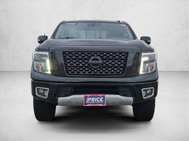 Used 2019 Nissan Titan PRO-4X AWD/4WD image 2