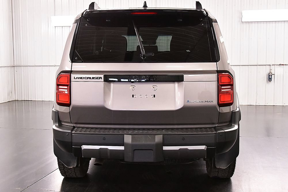 Used 2024 Toyota Land Cruiser w/ Premium Package AWD/4WD image 7