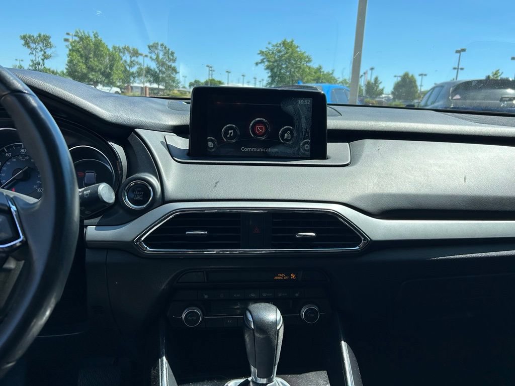 Used 2019 MAZDA CX-9 Touring w/ Touring Premium Package FWD image 17