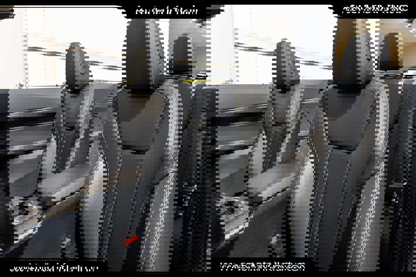 Used 2023 BMW M440i Convertible w/ Premium Package image 5