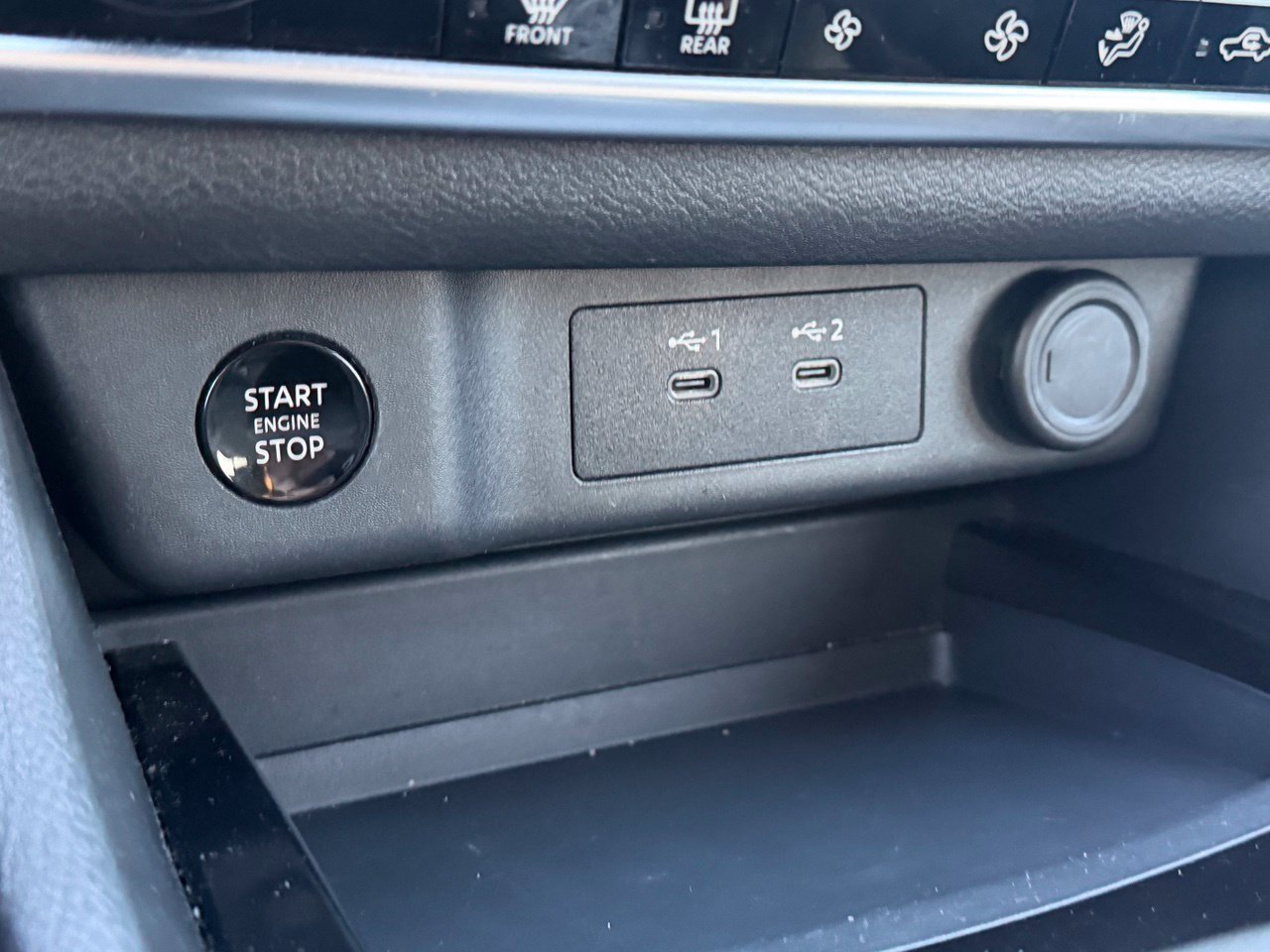 Certified 2024 Nissan Rogue SV FWD image 19