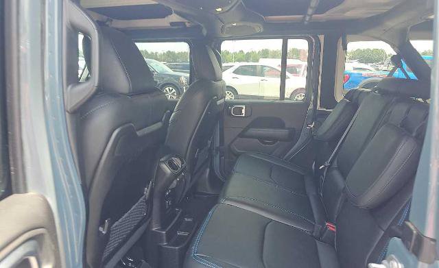 Used 2024 Jeep Wrangler Unlimited Rubicon 4xe AWD/4WD image 13