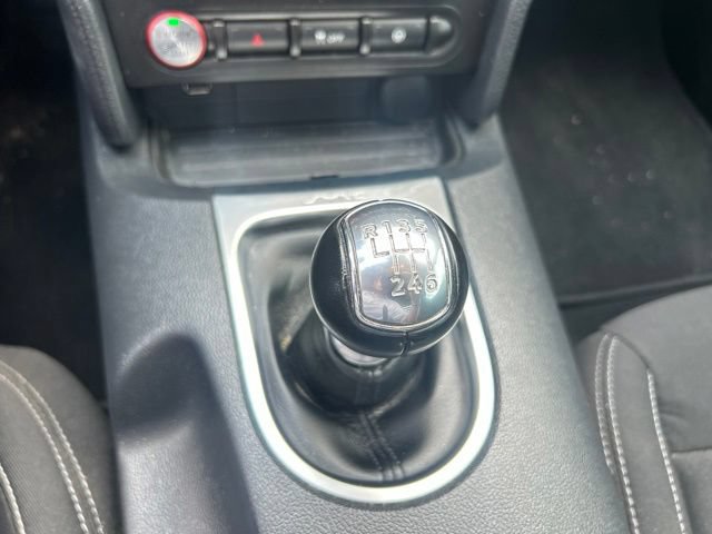 Used 2022 Ford Mustang GT RWD image 17